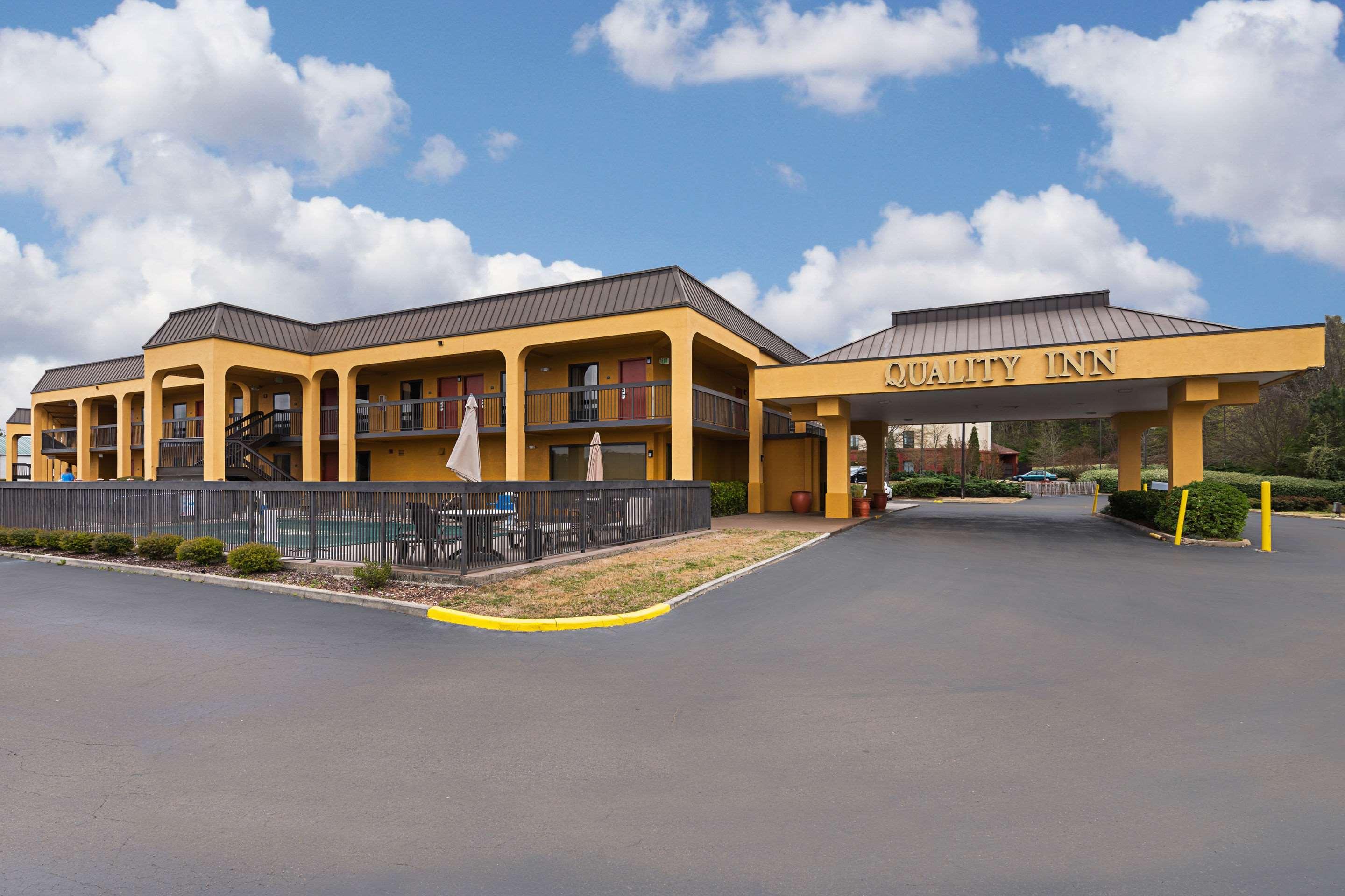Quality Inn Airport - Southeast Irondale Exterior foto