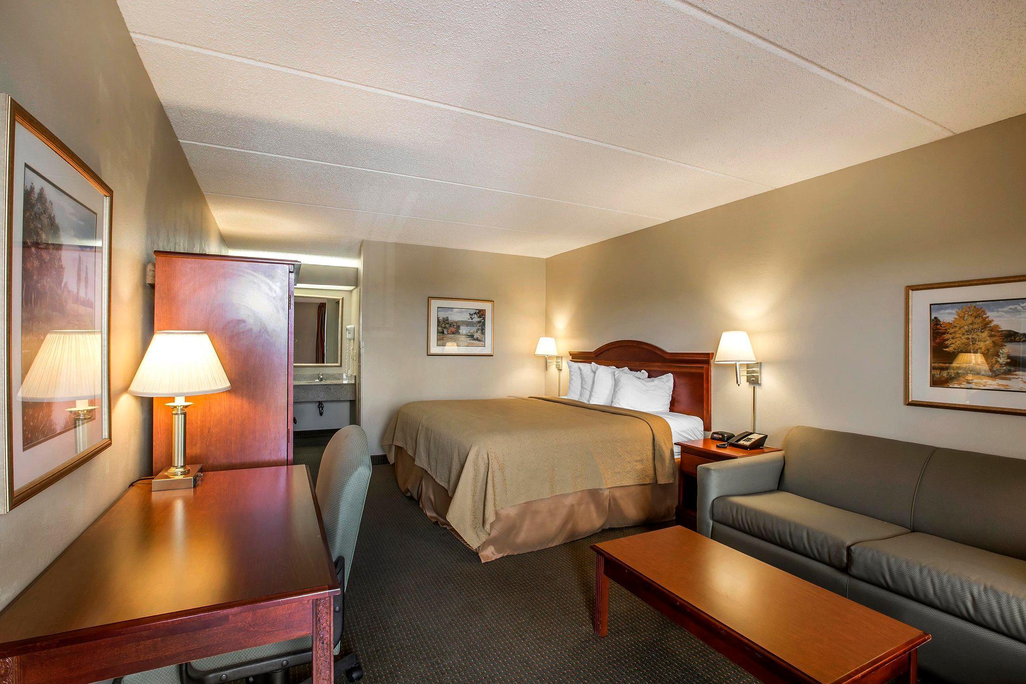 Quality Inn Airport - Southeast Irondale Exterior foto